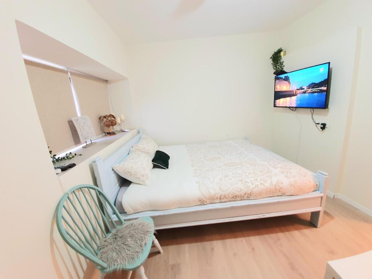 Sunshine Suite Boutique Only 5 Min Walk To The Beach - By Seaelo إيلات المظهر الخارجي الصورة