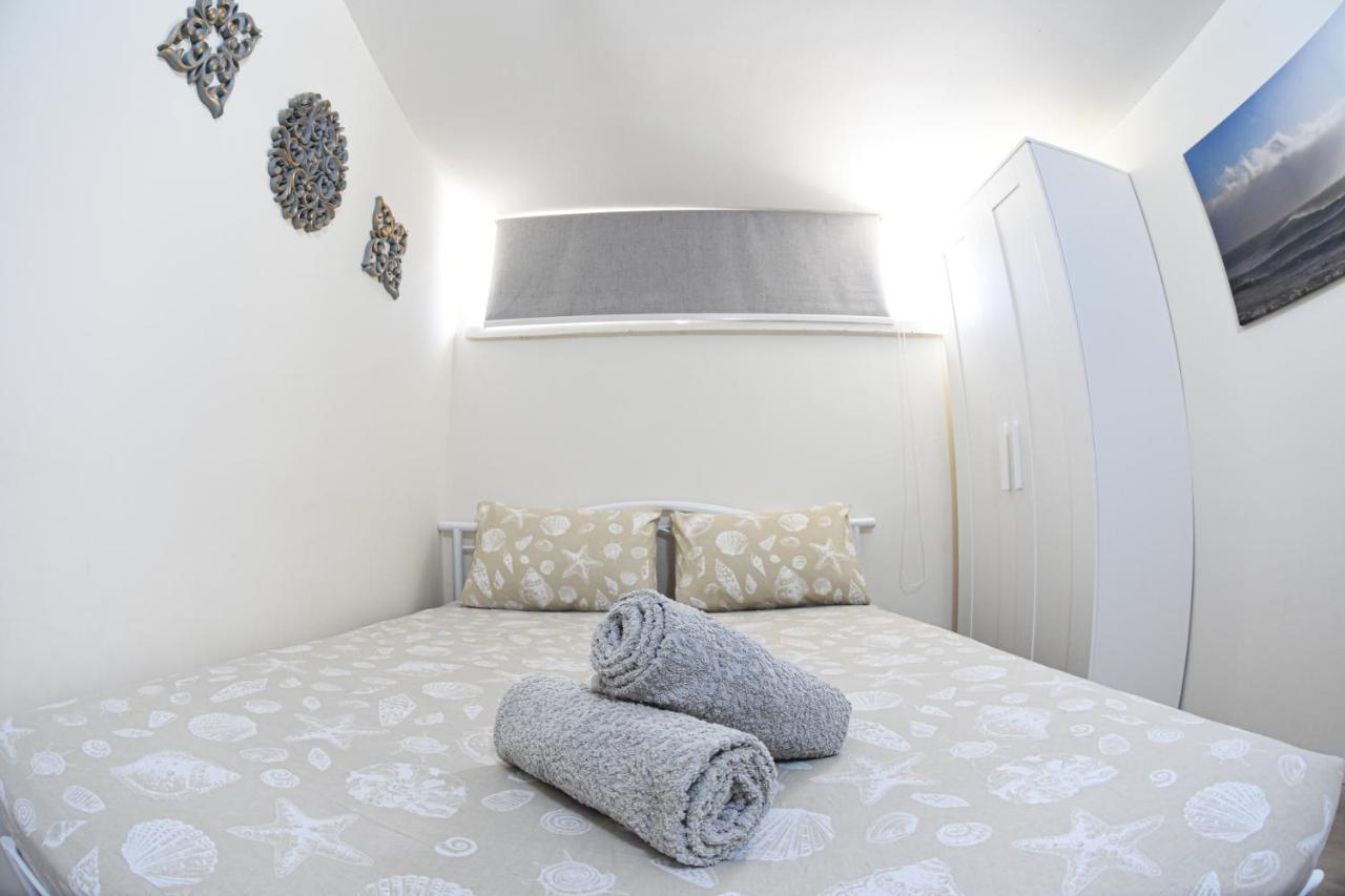 Sunshine Suite Boutique Only 5 Min Walk To The Beach - By Seaelo إيلات المظهر الخارجي الصورة